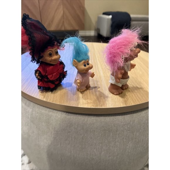 lot of 3 vintage 1 russ , 1 Dam , 1 ITB troll dolls - Picture 7 of 13